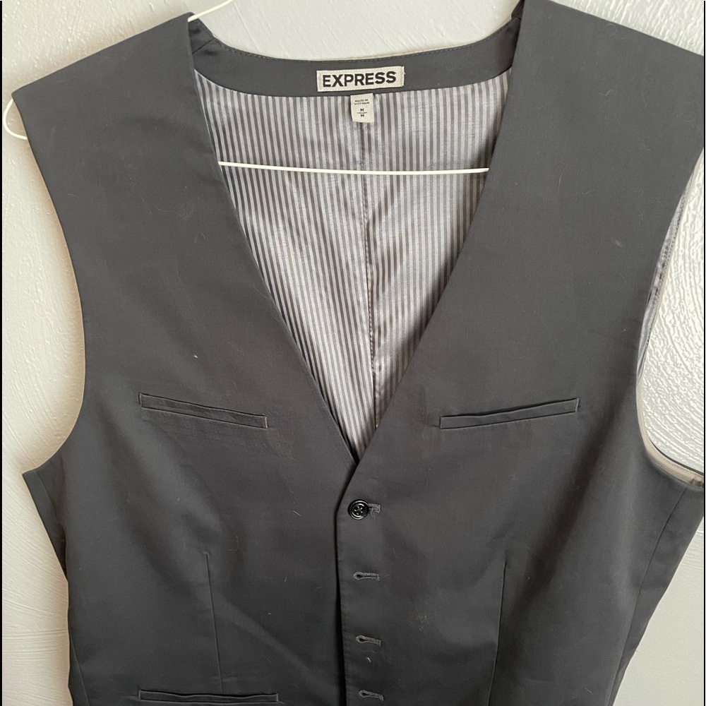 Men’s M gray Express vest